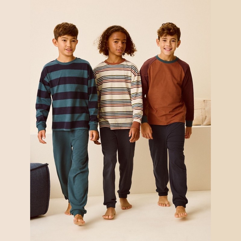 برندپوش مرکز خرید اینترنتی لباس پسرانه خارجی در ایران